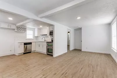 237 Conner Plaza, Lewisville, TX 75057 - Photo 6
