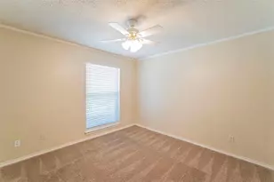 1804 Lincolnshire Dr, Bedford, TX 76021 - Photo 16