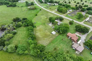 506 Fm 816, Wolfe City, TX 75496 - Photo 8
