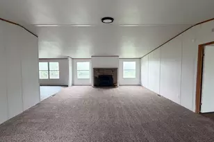1075 Pluto Rd, Milford, TX 76670 - Photo 6
