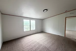 1075 Pluto Rd, Milford, TX 76670 - Photo 10