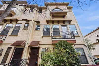 1020 Pavillion Street, Dallas, TX 75204 - Photo 2