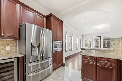 1020 Pavillion Street, Dallas, TX 75204 - Photo 12