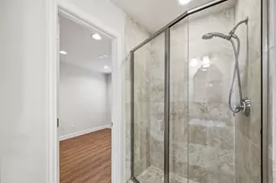 1020 Pavillion St, Dallas, TX 75204 - Photo 30