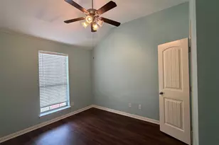 1510 White Willow Ln, Arlington, TX 76002 - Photo 6