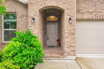 1008 Napier Way, Fort Worth, TX 76247 - Photo 2