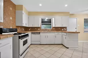 7132 Sorenson Cir, Dallas, TX 75227 - Photo 4
