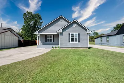 1110 N Ross Avenue, Sherman, TX 75090 - Photo 2