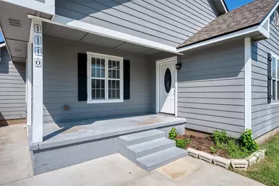 1110 N Ross Avenue, Sherman, TX 75090 - Photo 1
