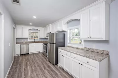 1110 N Ross Avenue, Sherman, TX 75090 - Photo 10
