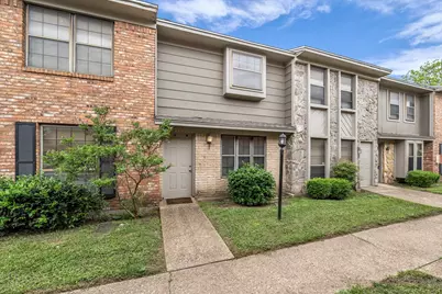 1302 Speight Avenue, Waco, TX 76706 - Photo 1
