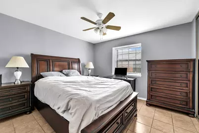 1302 Speight Avenue, Waco, TX 76706 - Photo 12