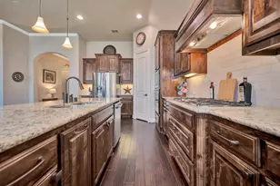 2822 Exeter Dr, Trophy Club, TX 76262 - Photo 12