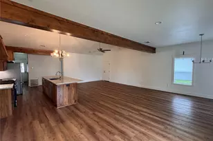410 S Hannaford St, Granbury, TX 76048 - Photo 8