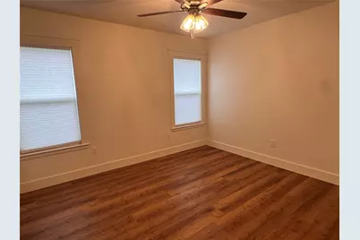 410 S Hannaford Street, Granbury, TX 76048 - Photo 14