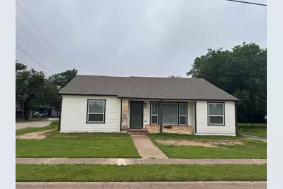 410 S Hannaford Street, Granbury, TX 76048 - Photo 2