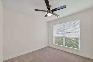 2832 Red Oak Dr, Grand Prairie, TX 75052 - Photo 22