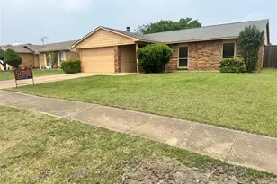 5501 Adams Dr, The Colony, TX 75056 - Photo 4