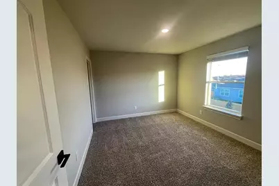 312 Lone Wolf Trail, Fort Worth, TX 76120 - Photo 6