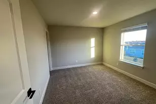 312 Lone Wolf Trl, Fort Worth, TX 76120 - Photo 6