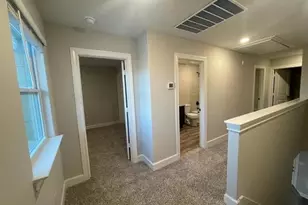 312 Lone Wolf Trl, Fort Worth, TX 76120 - Photo 16