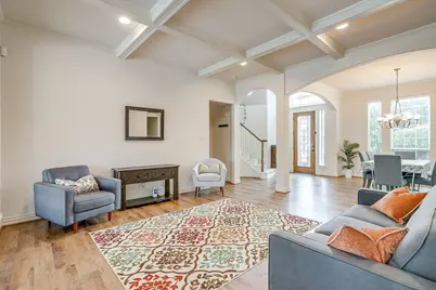 912 Thomas Crossing Drive, Fort Worth, TX 76028 - Photo 10
