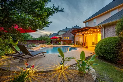 912 Thomas Crossing Drive, Fort Worth, TX 76028 - Photo 36