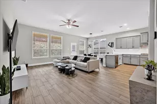 3668 Walnut Rdg Dr, Grand Prairie, TX 76065 - Photo 4