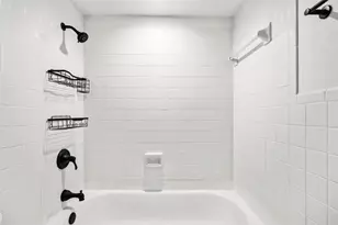 2729 Hurstview Dr, Hurst, TX 76054 - Photo 18