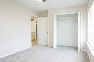 2558 Slaton Dr, Grand Prairie, TX 75052 - Photo 20