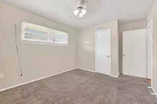 2539 Hillsboro Ave, Dallas, TX 75228 - Photo 14