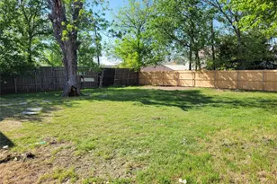 1247 Georgia Ave, Dallas, TX 75216 - Photo 20
