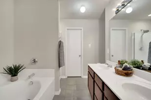 313 Shadow Bend Dr, Red Oak, TX 75154 - Photo 18