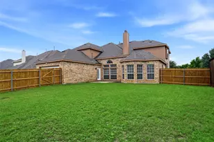 208 Wisteria Way, Red Oak, TX 75154 - Photo 2