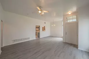 3031 Lela St, Irving, TX 75061 - Photo 4
