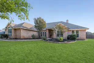 3905 Bonita Ct, Granbury, TX 76049 - Photo 1