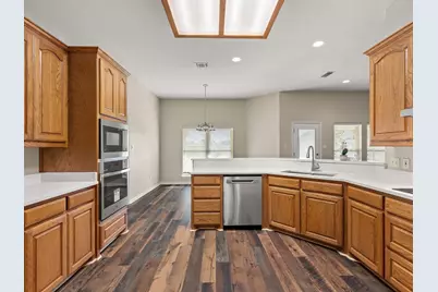 3905 Bonita Court, Granbury, TX 76049 - Photo 4