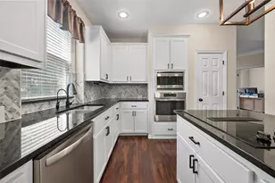 2014 Marie Weldon Ln, Arlington, TX 76001 - Photo 14