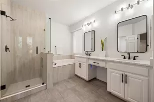 2014 Marie Weldon Ln, Arlington, TX 76001 - Photo 16