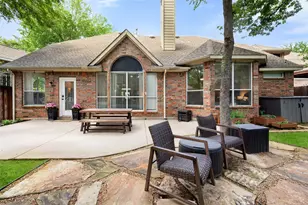 2014 Marie Weldon Ln, Arlington, TX 76001 - Photo 26