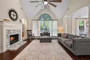 2014 Marie Weldon Ln, Arlington, TX 76001 - Photo 8