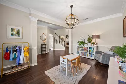 2014 Marie Weldon Lane, Arlington, TX 76001 - Photo 4