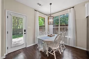 2014 Marie Weldon Ln, Arlington, TX 76001 - Photo 16