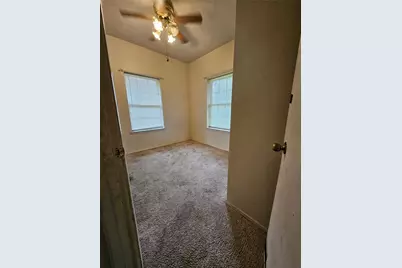 114 Silver Fox, Lacy Lakeview, TX 76705 - Photo 10