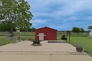 339 Meadow Ln, Red Oak, TX 75154 - Photo 24