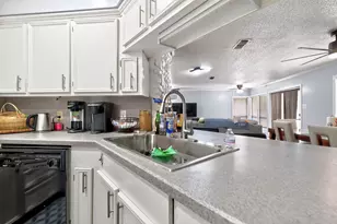 132 Shady Shores Dr, Mabank, TX 75156 - Photo 14