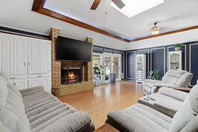 1025 Hampshire Lane, Carrollton, TX 75007 - Photo 8