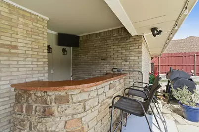 1025 Hampshire Lane, Carrollton, TX 75007 - Photo 18