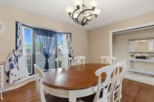 1025 Hampshire Ln, Carrollton, TX 75007 - Photo 10