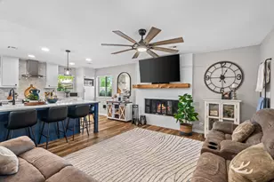 3319 Midway Ct, Granbury, TX 76049 - Photo 8